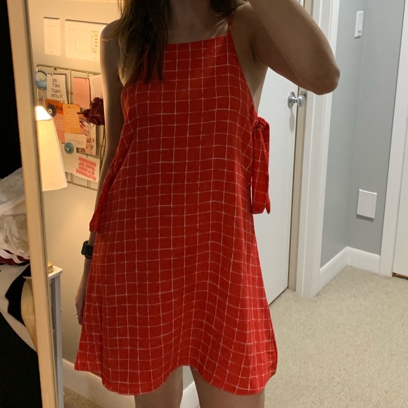 Lulus Dresses & Skirts - Lulus Grid Pattern Dress